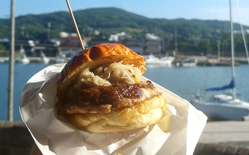 角島 OZ BURGER